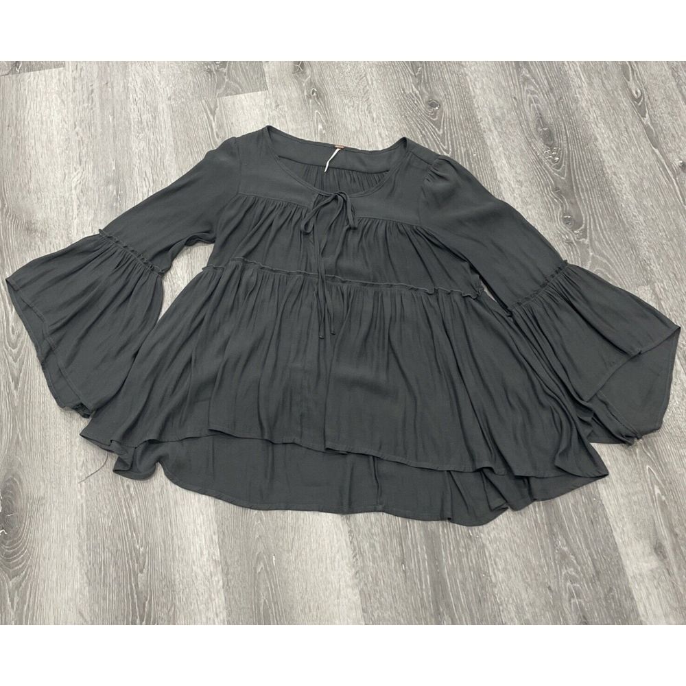 Free People Gray Tiered Peasant Boho Flowy Bell Sleeve Blouse Size XS - Picture 5 of 8